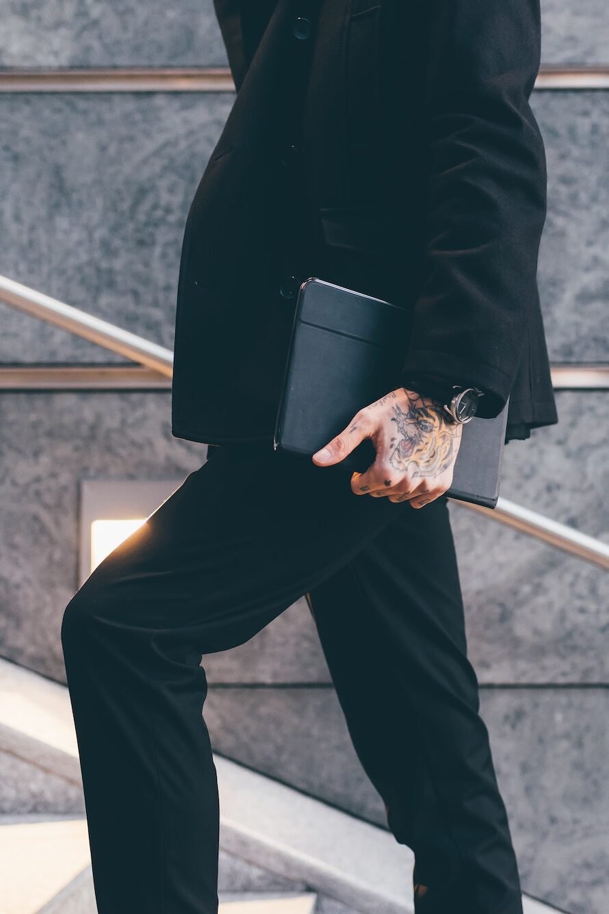 Young bearded business man outdoor